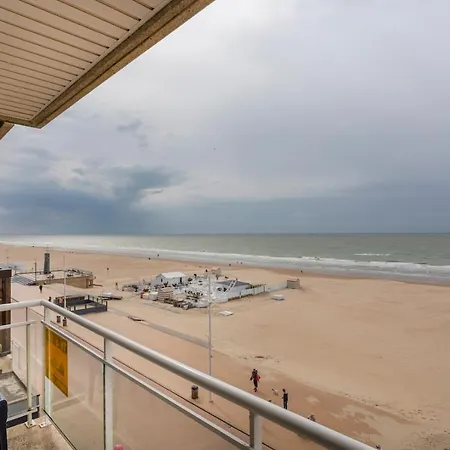 Golvenzang 0401 - 2 Bedrooms 6p - Centrally Located With Stunning Sea View * Koksijde